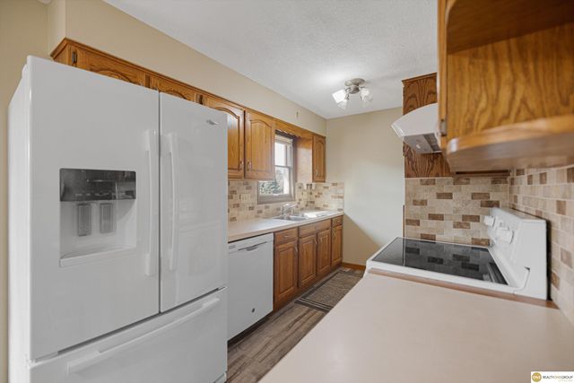 2414 N 135 Street, Omaha, NE 68164