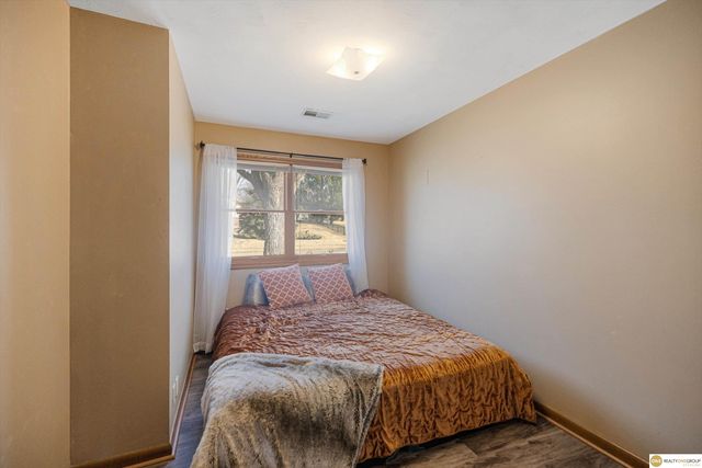 2414 N 135 Street, Omaha, NE 68164