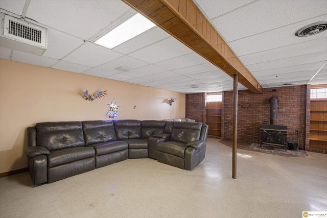 2414 N 135 Street, Omaha, NE 68164