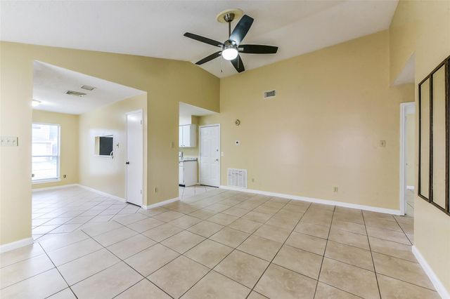 7839 Greenedge Drive, Houston, TX 77040