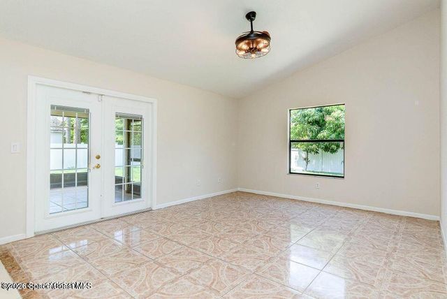 1040 Big Horn Circle NW, Palm Bay, FL 32907