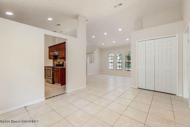 1040 Big Horn Circle NW, Palm Bay, FL 32907