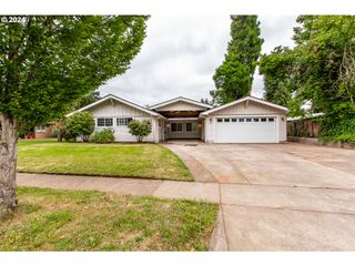127 ROAN Dr, Eugene, OR 97401