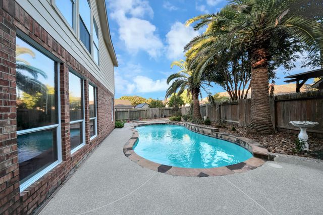 1422 Queens Bay Drive, Katy, TX 77494