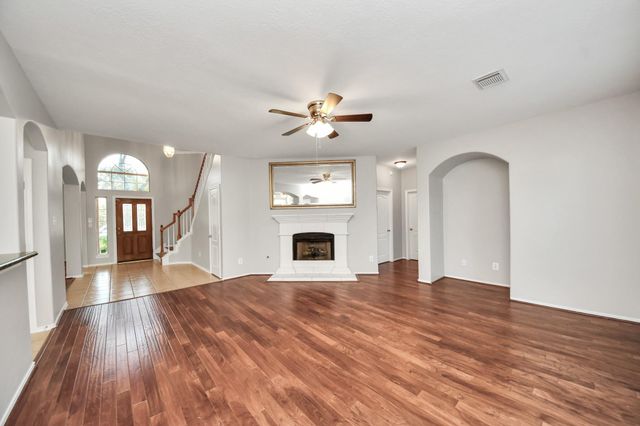 1422 Queens Bay Drive, Katy, TX 77494