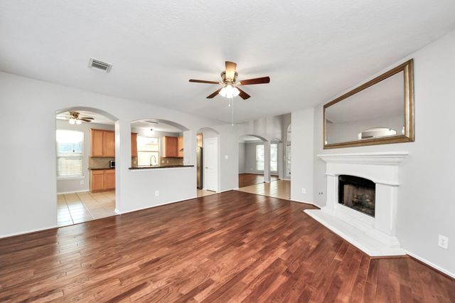 1422 Queens Bay Drive, Katy, TX 77494