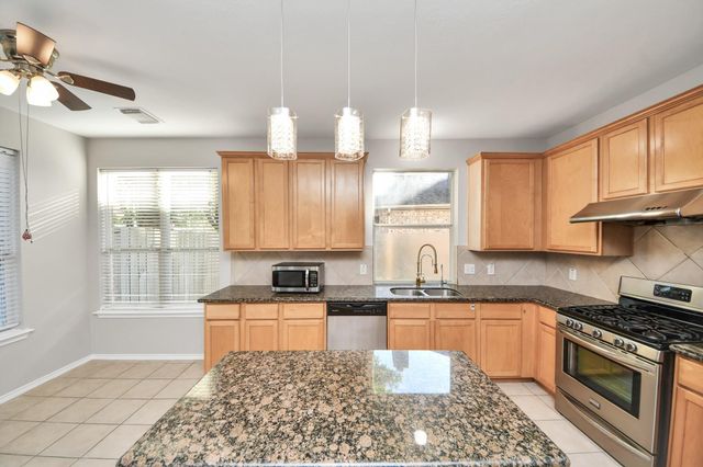 1422 Queens Bay Drive, Katy, TX 77494