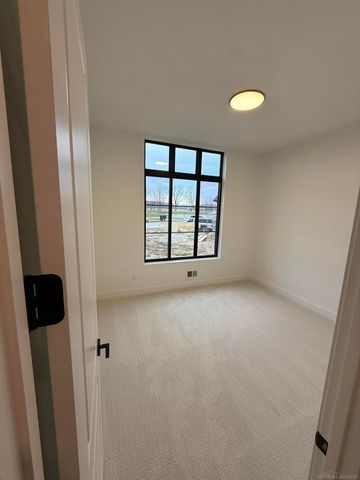 14004 Quail View Drive, Washington Twp, MI 48094