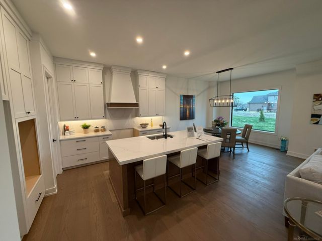 14004 Quail View Drive, Washington Twp, MI 48094