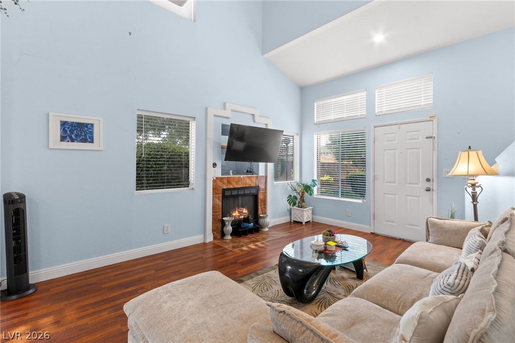 6905 Coral Rock Drive, Las Vegas, NV 89108 — photo 3