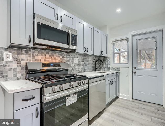 4400 MANORVIEW RD, Baltimore, MD 21229