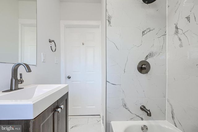 4400 MANORVIEW RD, Baltimore, MD 21229