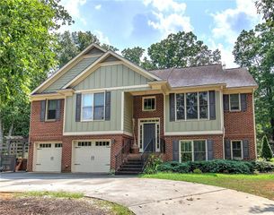 40 Heartwood SW Drive, Cartersville, GA 30120