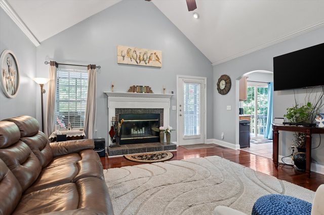 5000 Dellwood Drive, Rossville, GA 30741