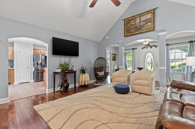 5000 Dellwood Drive, Rossville, GA 30741