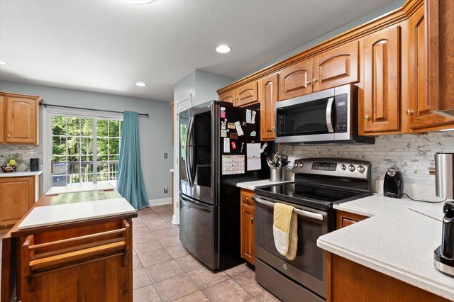 5000 Dellwood Drive, Rossville, GA 30741