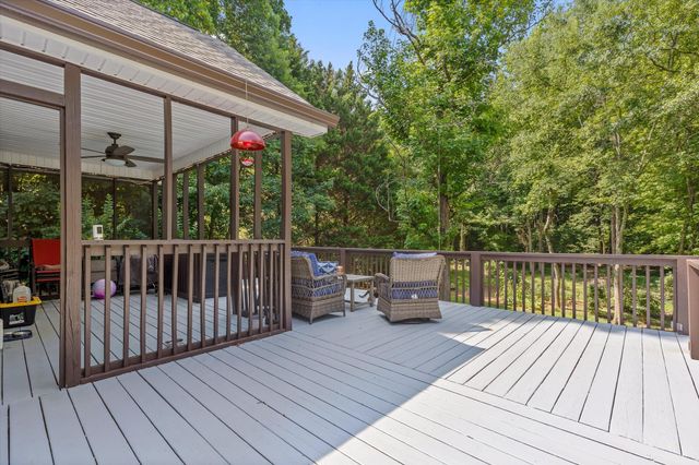 5000 Dellwood Drive, Rossville, GA 30741