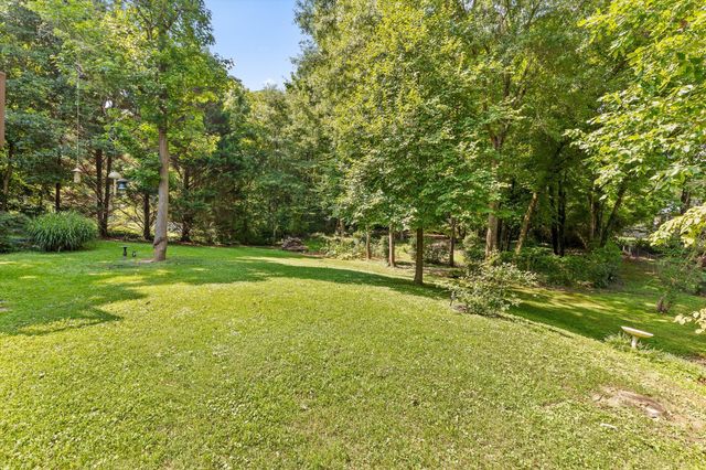 5000 Dellwood Drive, Rossville, GA 30741