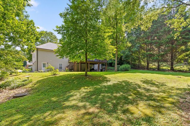 5000 Dellwood Drive, Rossville, GA 30741