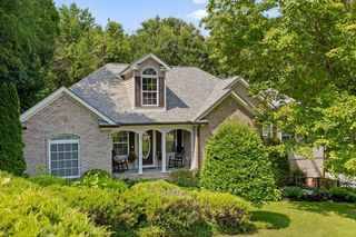 5000 Dellwood Drive, Rossville, GA 30741