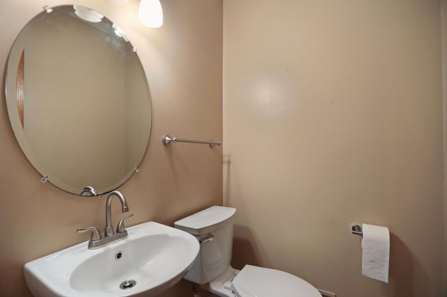 2155 128th Avenue NW, Coon Rapids, MN 55448