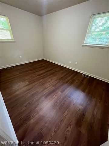 1202 N 28th Street, Van Buren, AR 72956