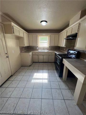 1202 N 28th Street, Van Buren, AR 72956