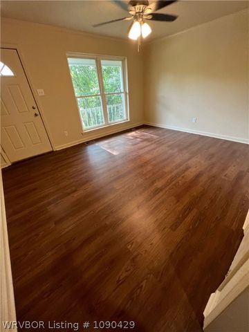 1202 N 28th Street, Van Buren, AR 72956