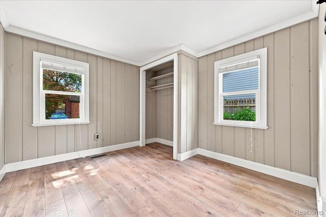 2428 Circle Drive, West Bloomfield Charter Township, MI 48324
