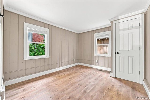 2428 Circle Drive, West Bloomfield Charter Township, MI 48324