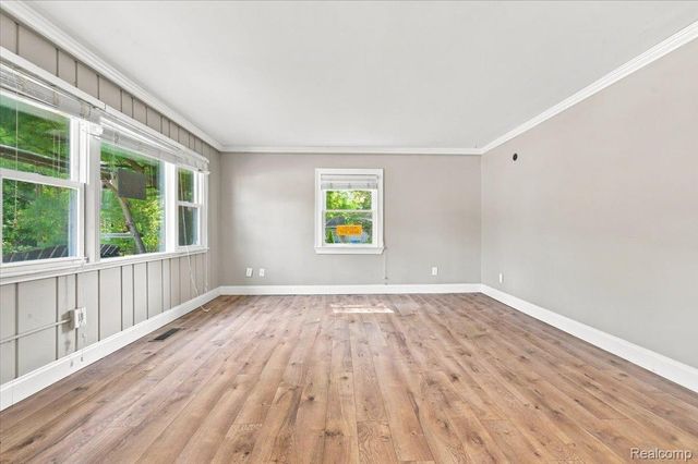 2428 Circle Drive, West Bloomfield Charter Township, MI 48324
