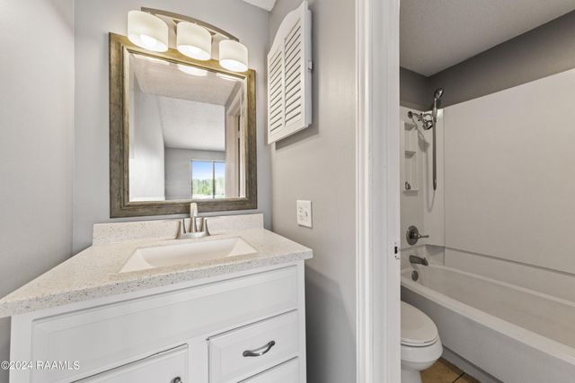 2826 Louisiana Avenue 907, Lafayette, LA 70501