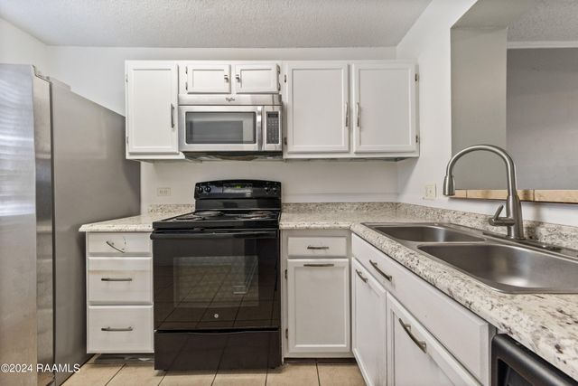 2826 Louisiana Avenue 907, Lafayette, LA 70501