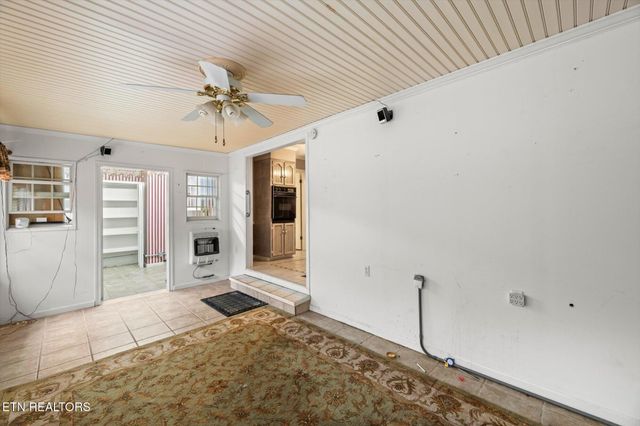 1756 County Road 700, Riceville, TN 37370