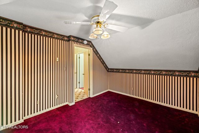 1756 County Road 700, Riceville, TN 37370
