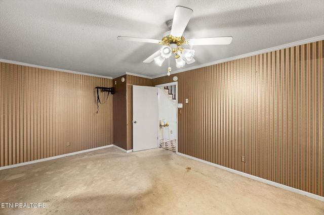 1756 County Road 700, Riceville, TN 37370