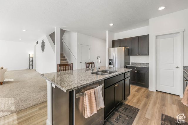 576 E HEARTH LN, Eagle Mountain, UT 84005