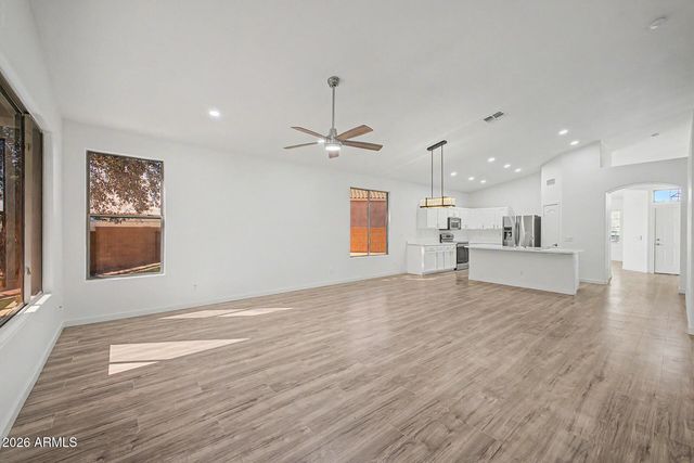 6302 N 69TH Drive, Glendale, AZ 85303