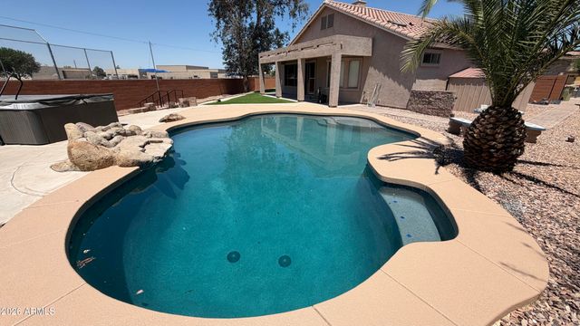 6302 N 69TH Drive, Glendale, AZ 85303