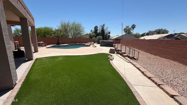 6302 N 69TH Drive, Glendale, AZ 85303