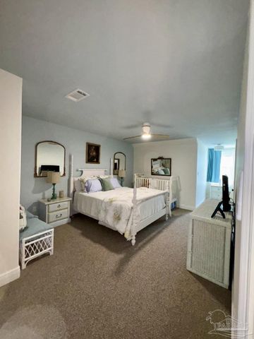 2367 Greenbrier Blvd, Pensacola, FL 32514