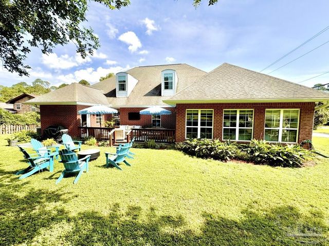2367 Greenbrier Blvd, Pensacola, FL 32514
