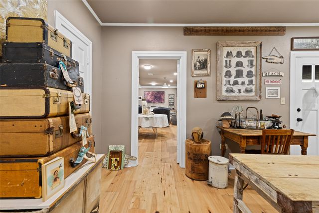 918 N Montgomery Street, Gilmer, TX 75644