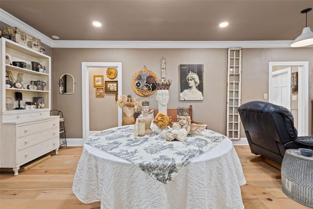 918 N Montgomery Street, Gilmer, TX 75644