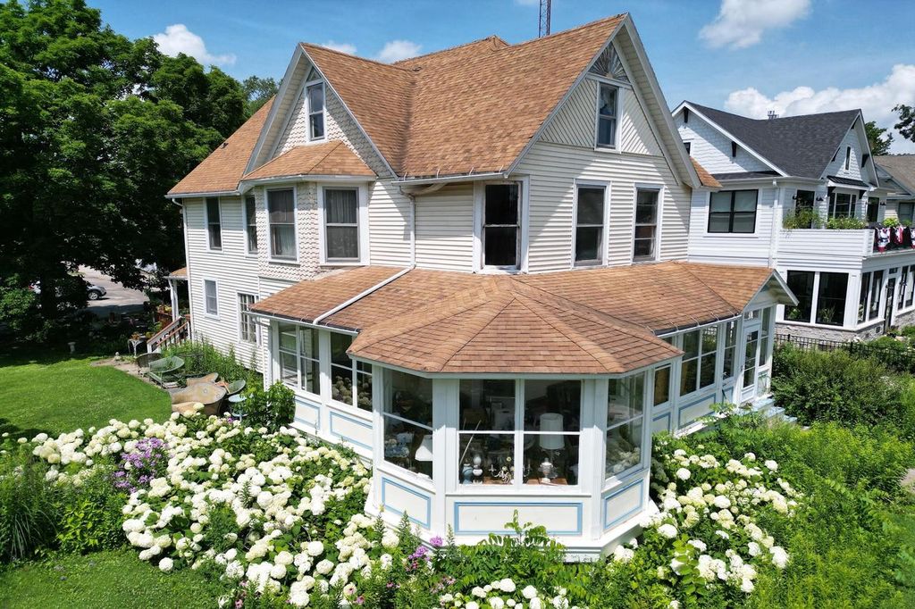 316 Madison STREET, Lake Geneva, WI 53147