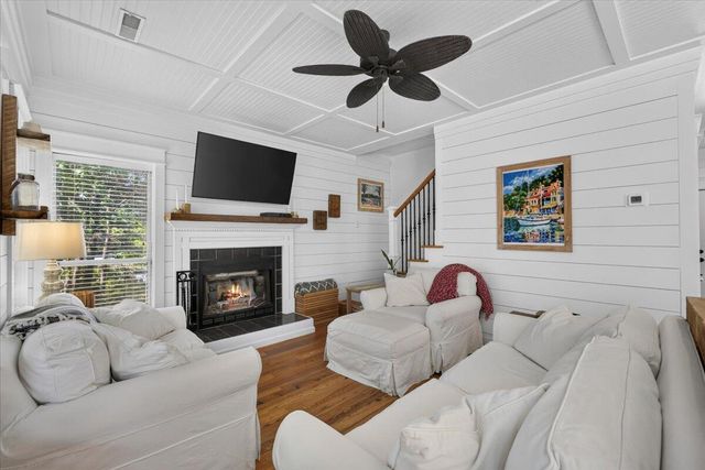2827 Tradewind Drive, Mount Pleasant, SC 29466