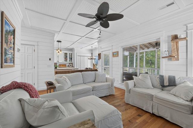 2827 Tradewind Drive, Mount Pleasant, SC 29466