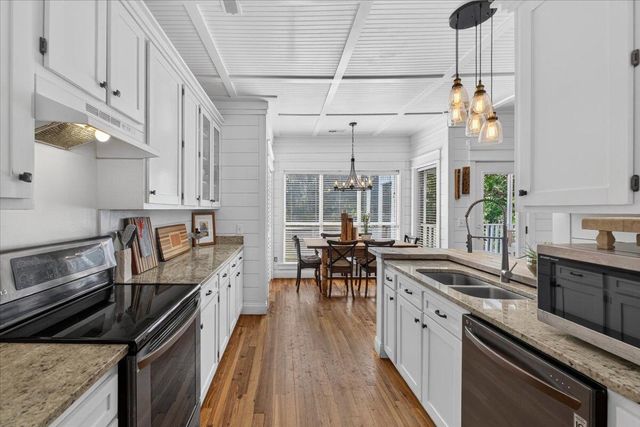 2827 Tradewind Drive, Mount Pleasant, SC 29466