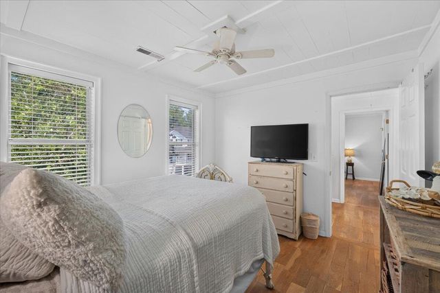 2827 Tradewind Drive, Mount Pleasant, SC 29466
