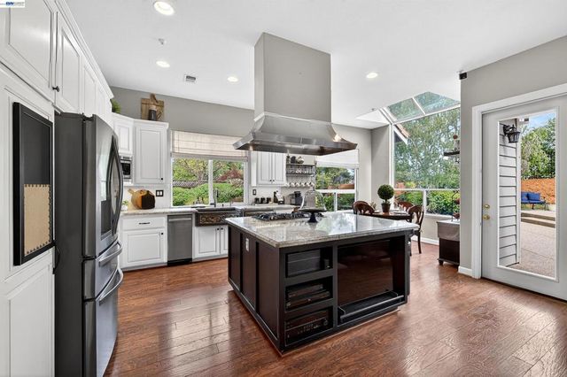 496 Montori Ct, Pleasanton, CA 94566